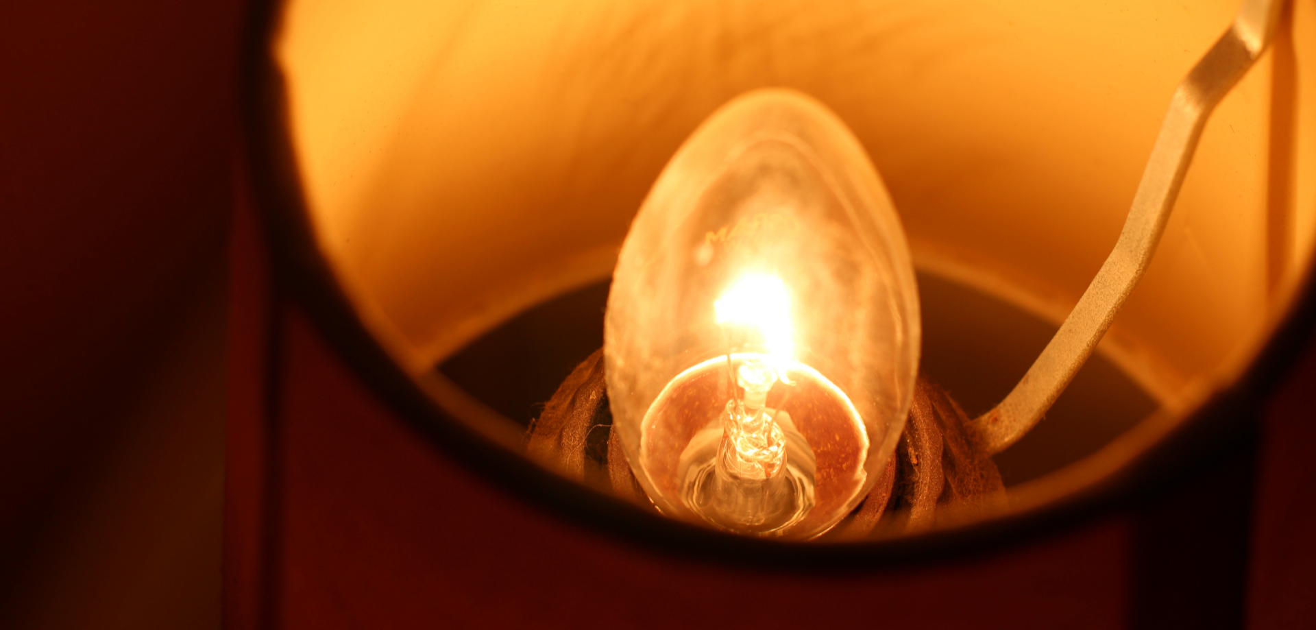 Combien de watt pour une lampe de chevet ? Le guide ultime