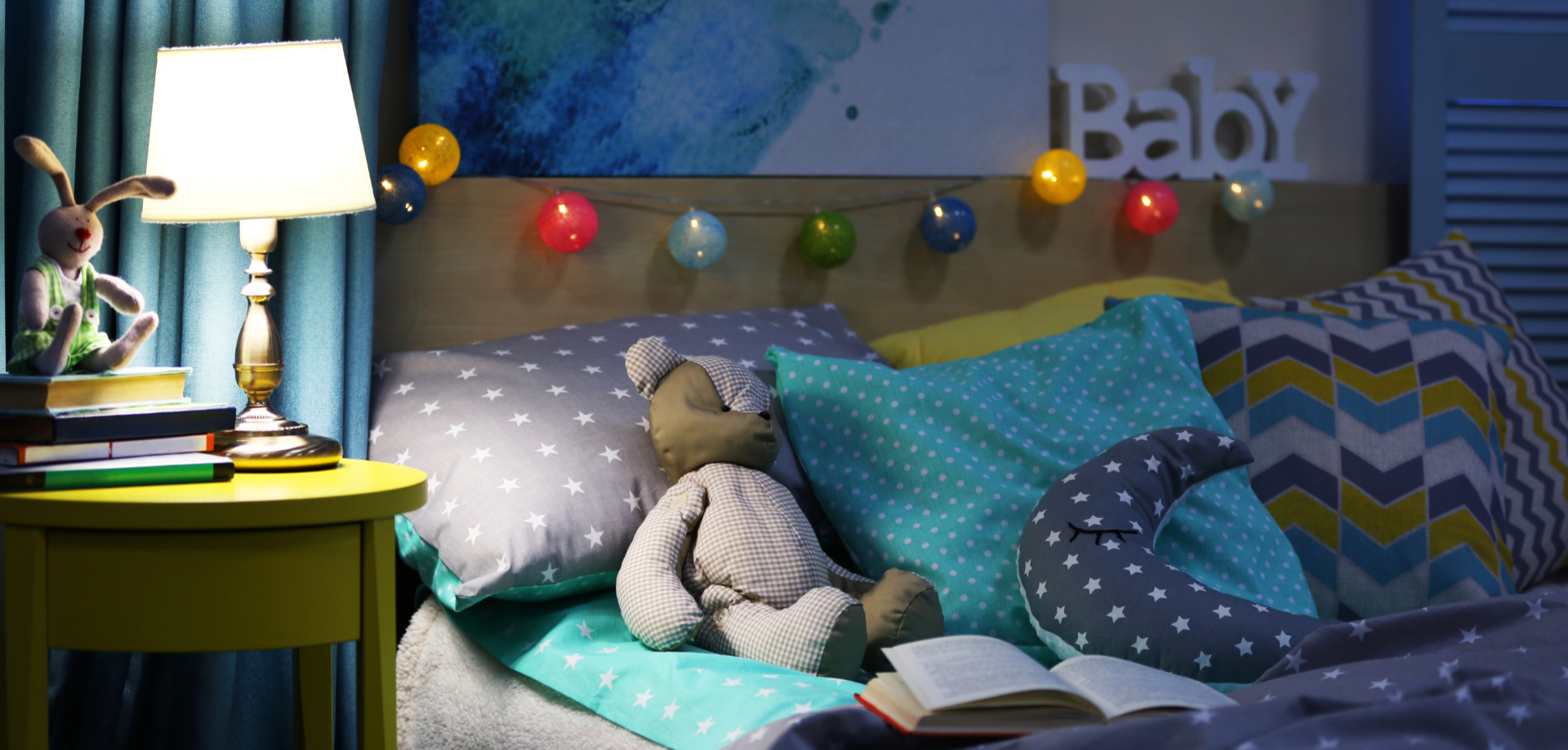 Lampe de chevet enfant : l’éclairage idéal pour une chambre apaisante et ludique