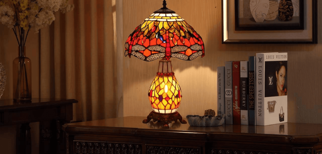 Où et comment intégrer une lampe Tiffany dans une déco moderne ?